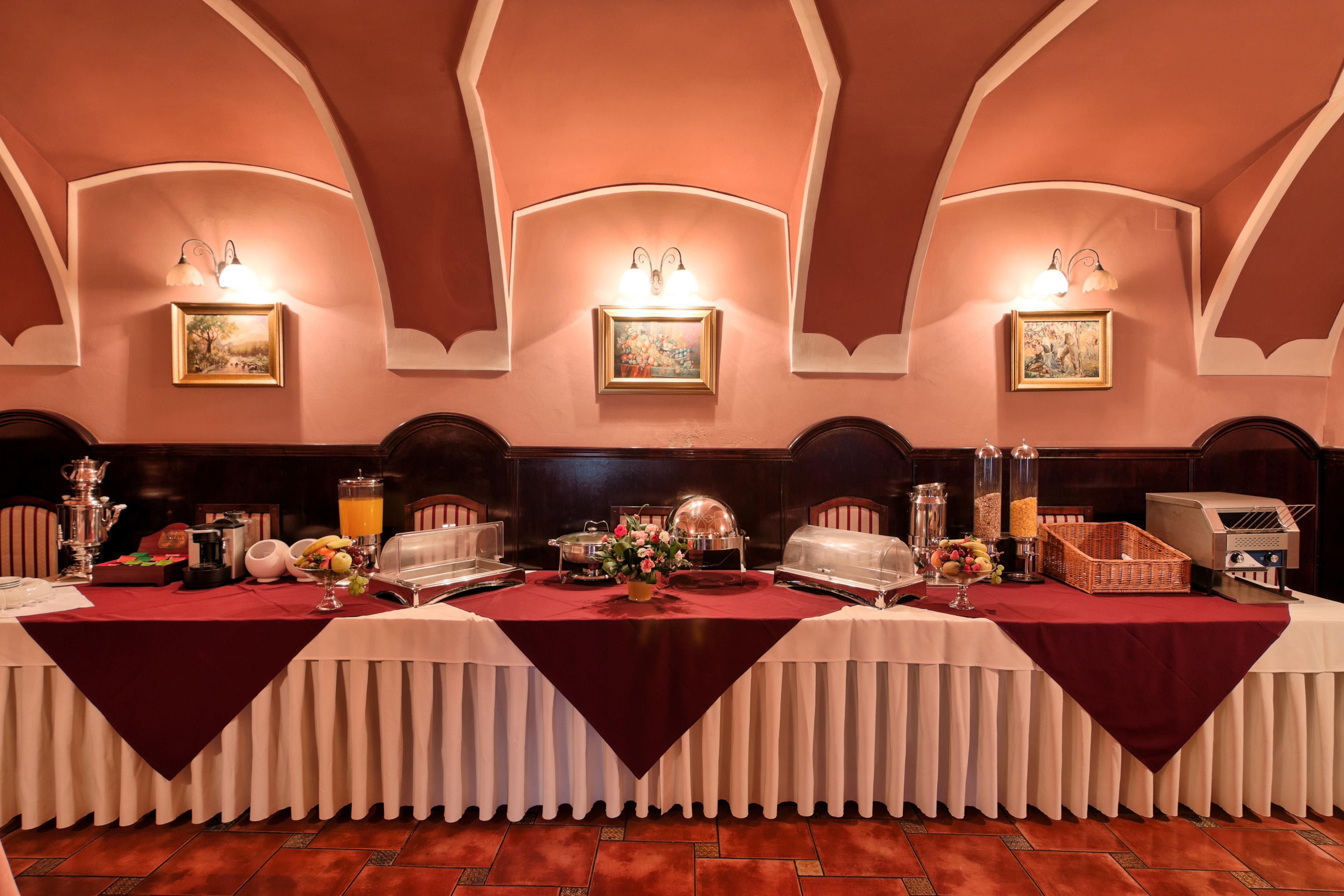 Hotel Traube Mediaş Zewnętrze zdjęcie
