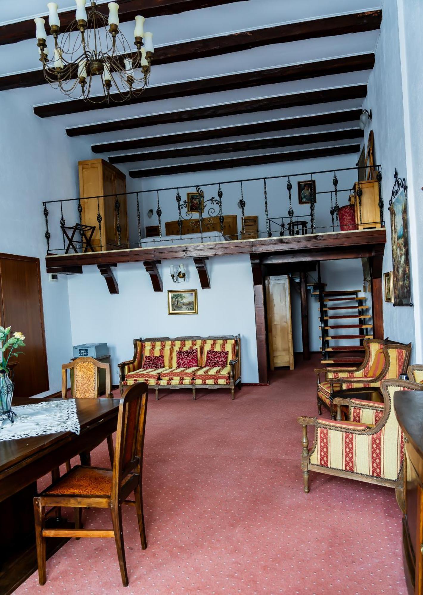 Hotel Traube Mediaş Zewnętrze zdjęcie